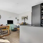 Casa Leopoldo - La Roca * توريمولينوس